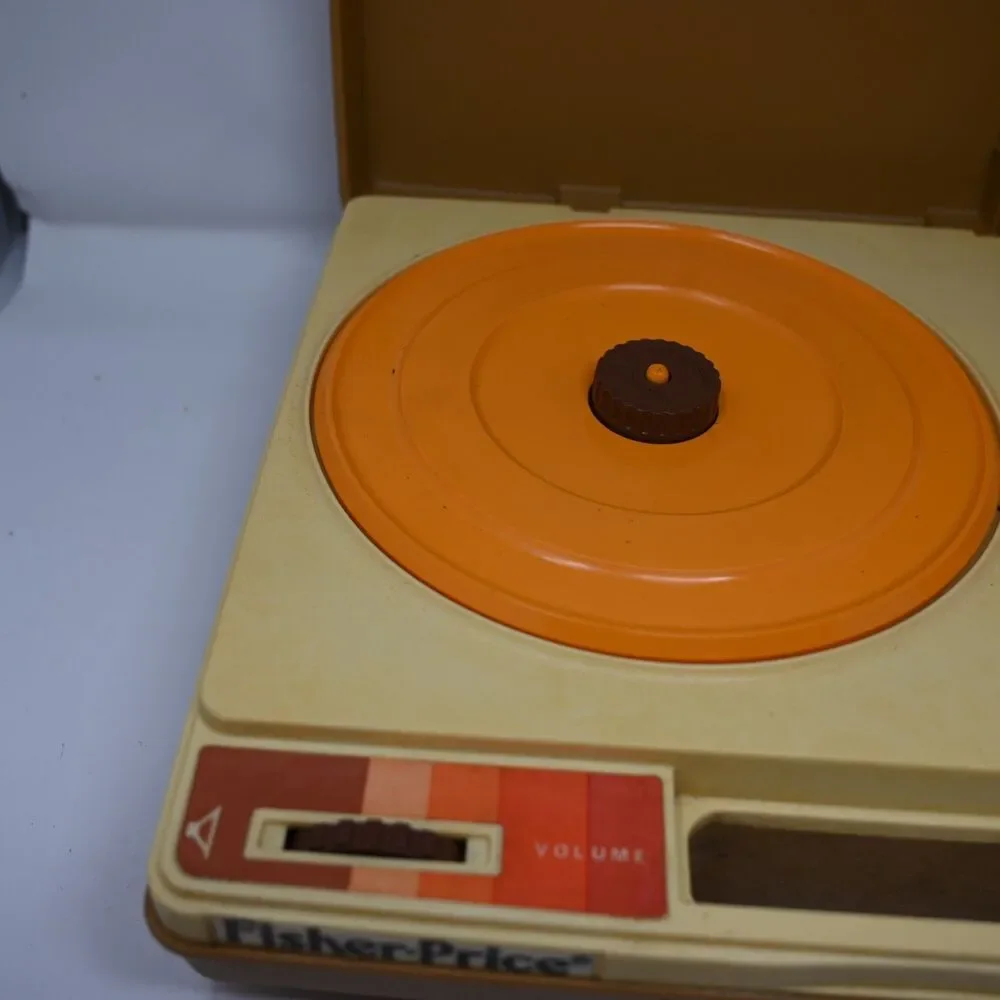 Vintage Fisher Price Record Player 825 Portable Turntable Tested